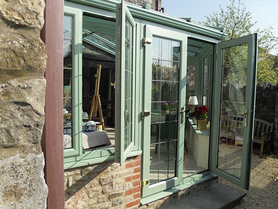 conservatory manufacturers
